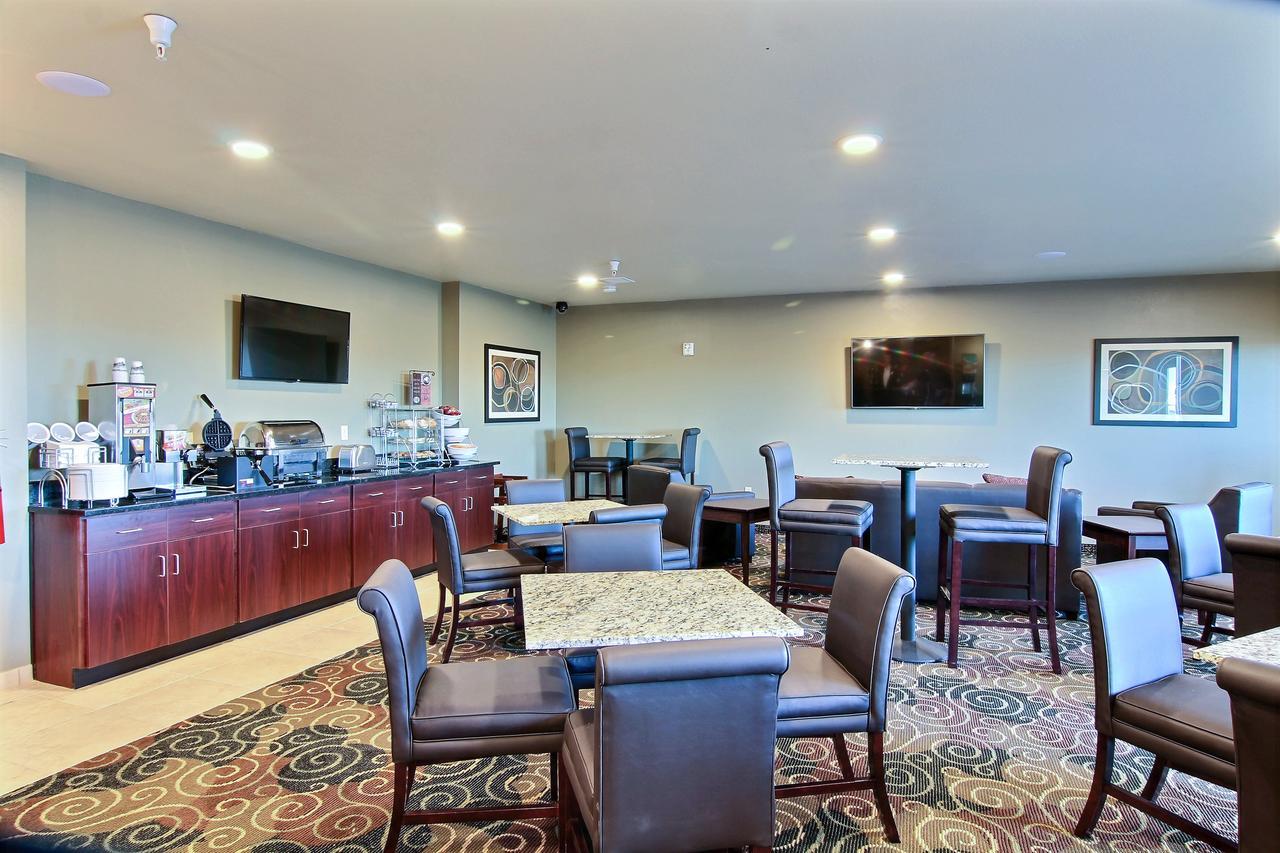 Cobblestone Hotel & Suites - Mccook Exteriér fotografie