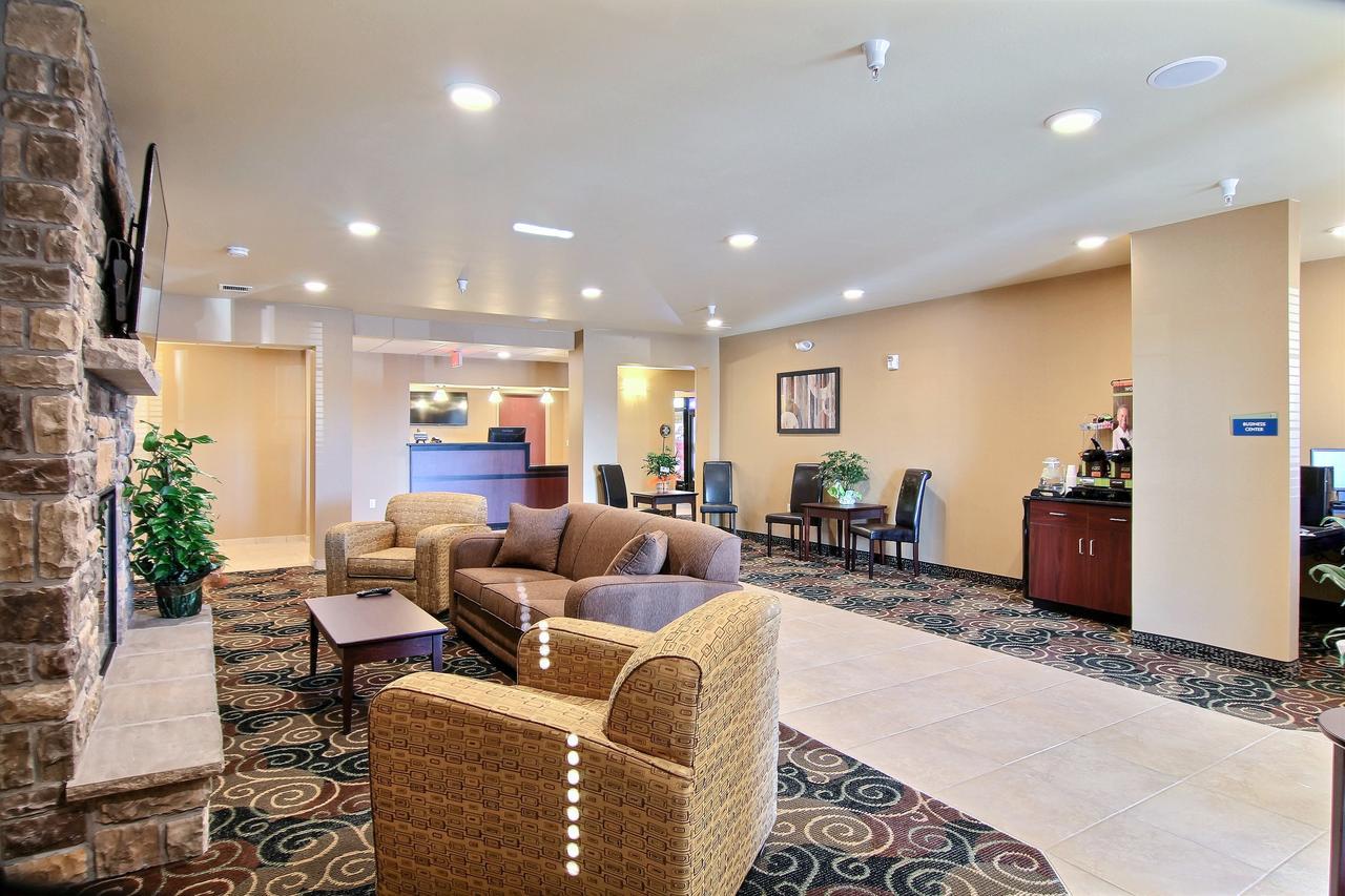 Cobblestone Hotel & Suites - Mccook Exteriér fotografie