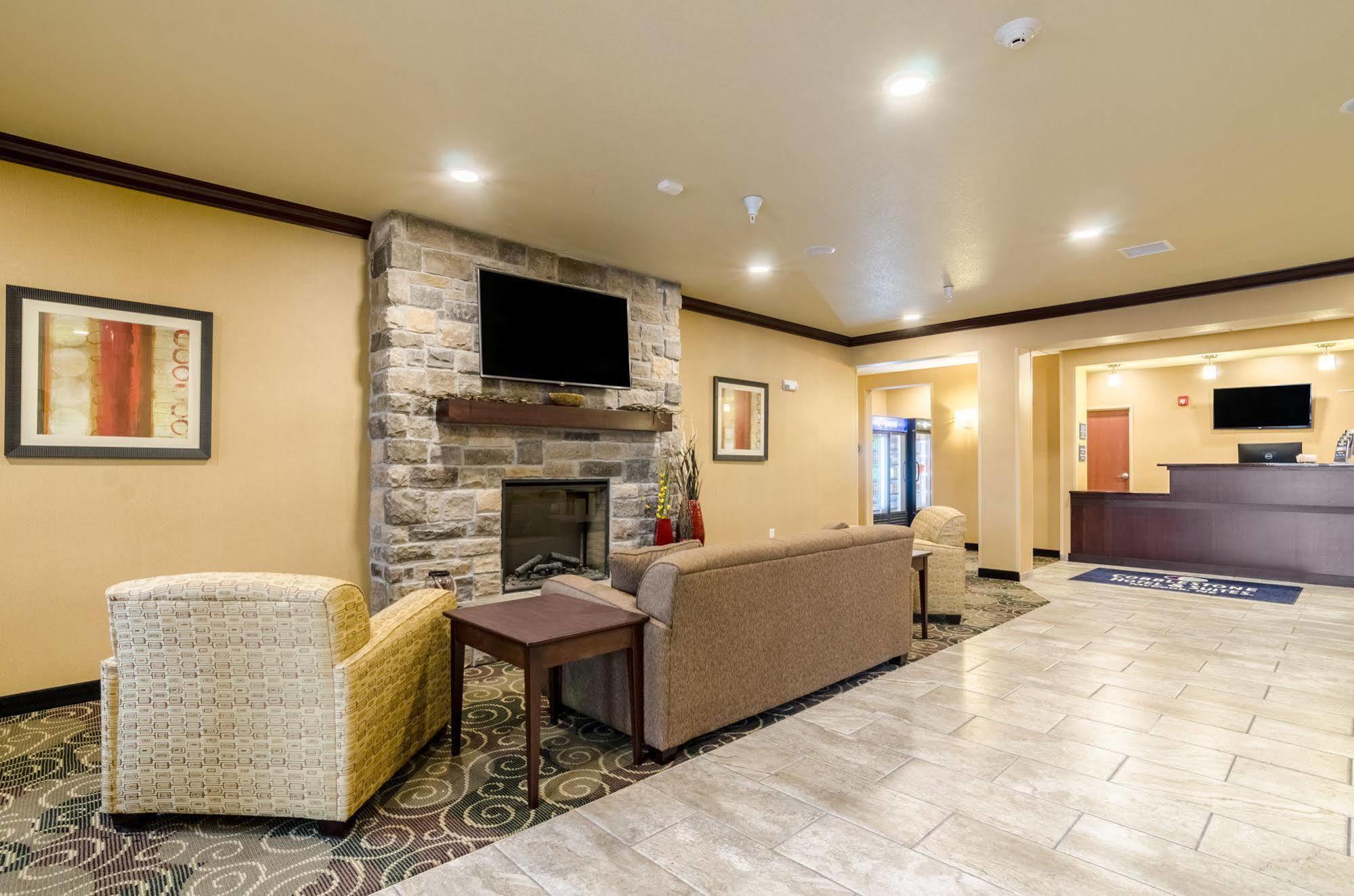 Cobblestone Hotel & Suites - Mccook Exteriér fotografie