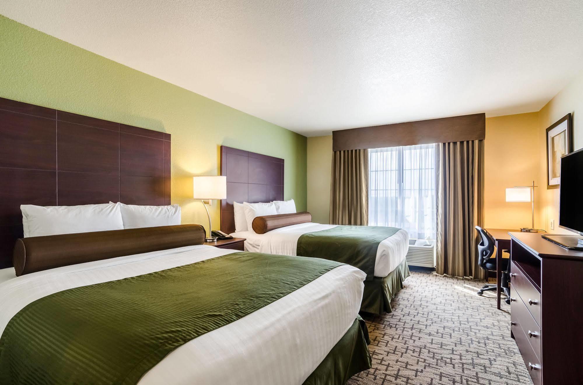 Cobblestone Hotel & Suites - Mccook Exteriér fotografie