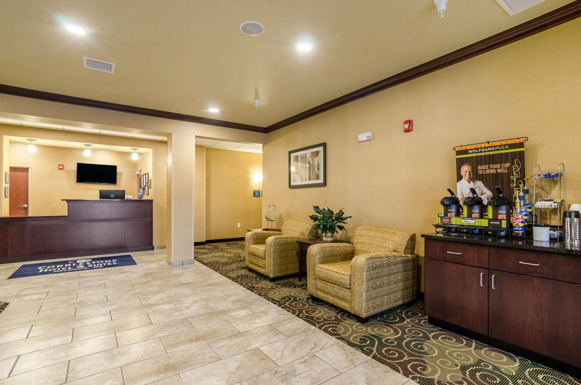 Cobblestone Hotel & Suites - Mccook Exteriér fotografie