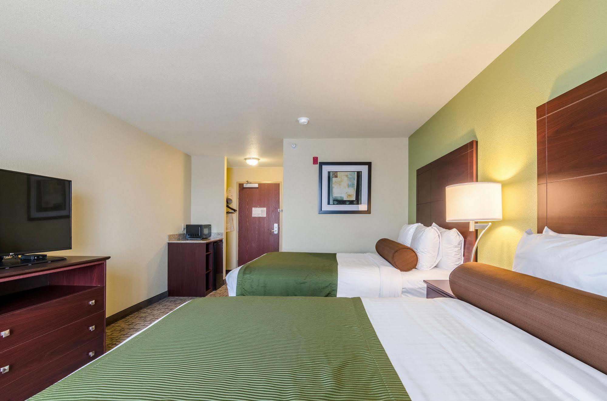Cobblestone Hotel & Suites - Mccook Exteriér fotografie