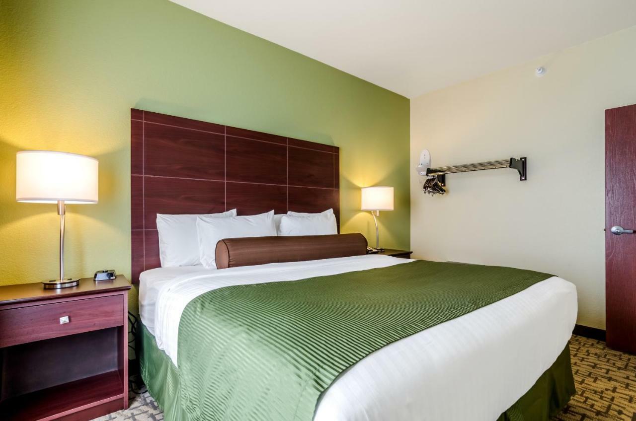 Cobblestone Hotel & Suites - Mccook Exteriér fotografie