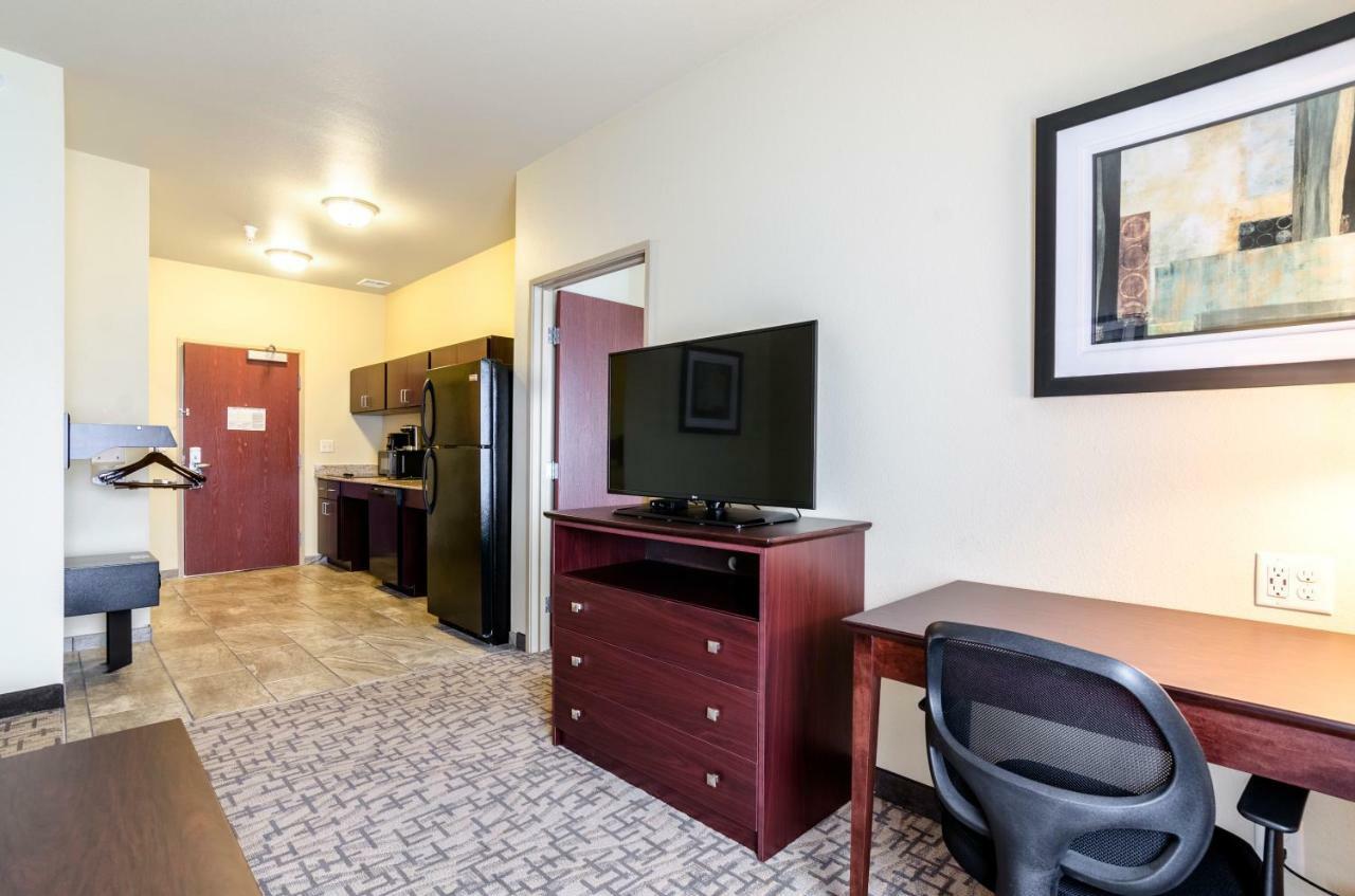Cobblestone Hotel & Suites - Mccook Exteriér fotografie